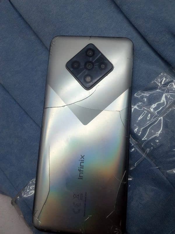 Infinix zero 8i 8/128 2