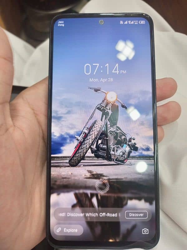 phone and box 0