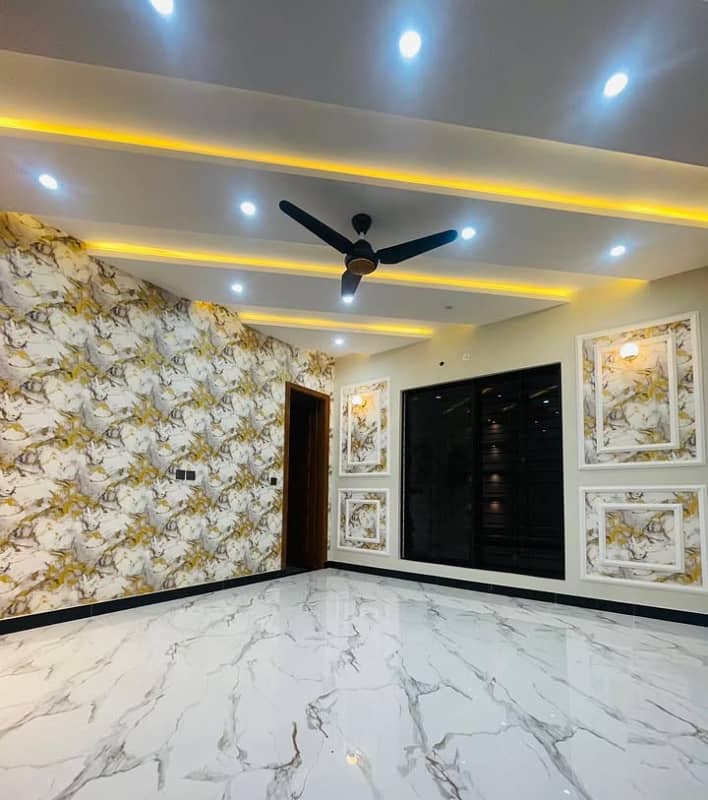 10 marla beautiful house for sale 2