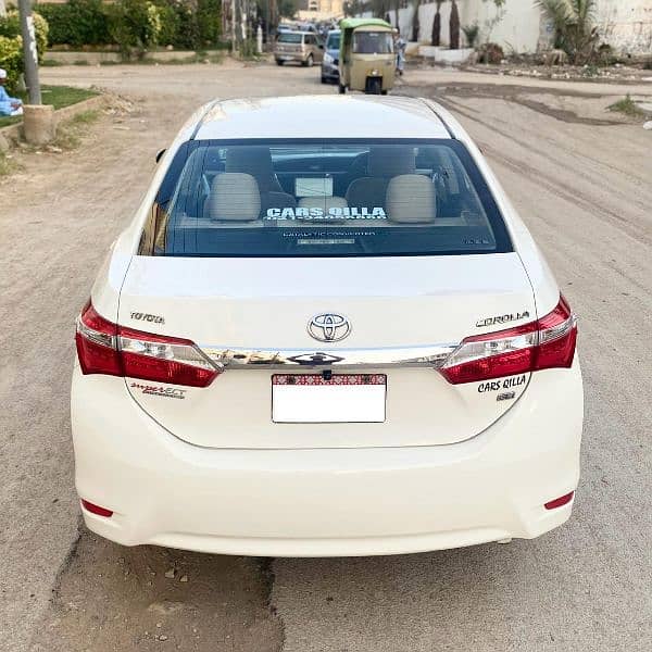 Toyota Corolla GLI 2017,automatic white 13