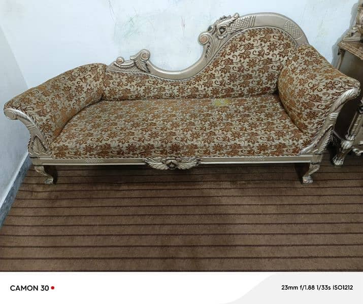 solid wood dewan 4