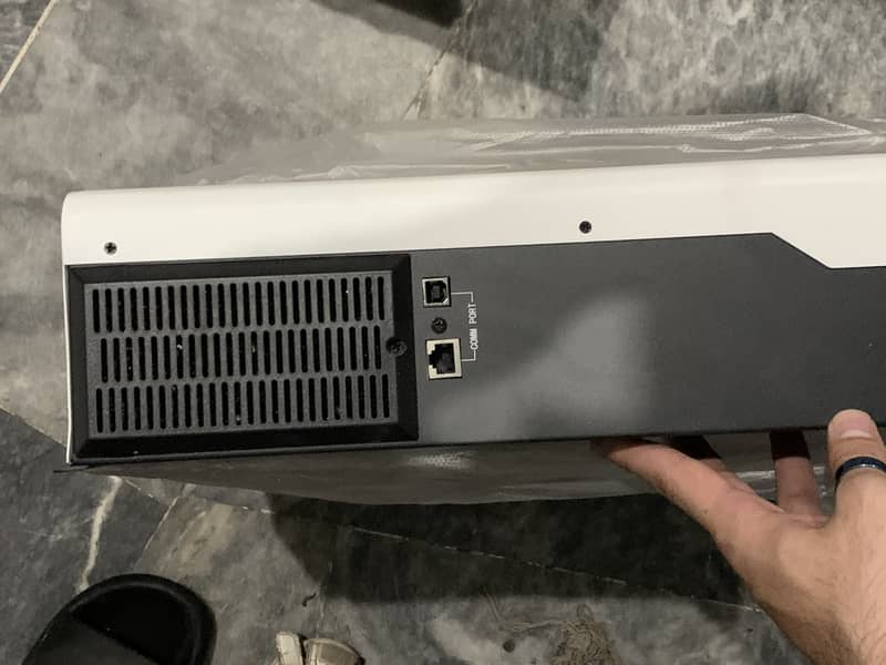 Crown Relovo Inverters 4.2KW 1