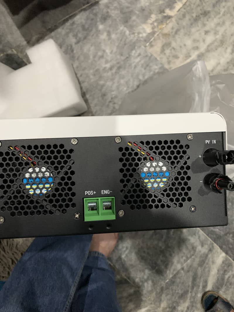 Crown Relovo Inverters 4.2KW 3
