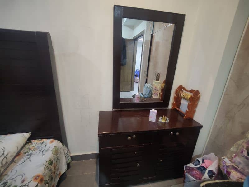 Bed with side tables dressing iron stand 1