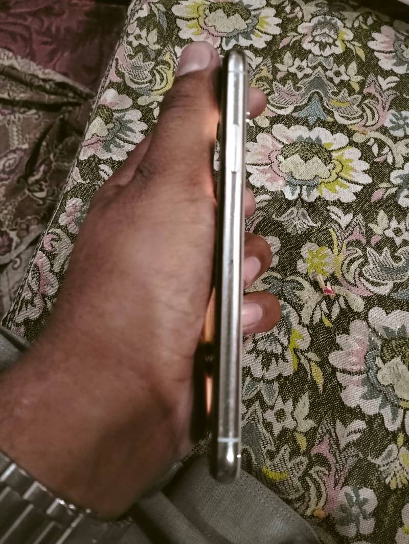 IPhone x 256 gb approved 2