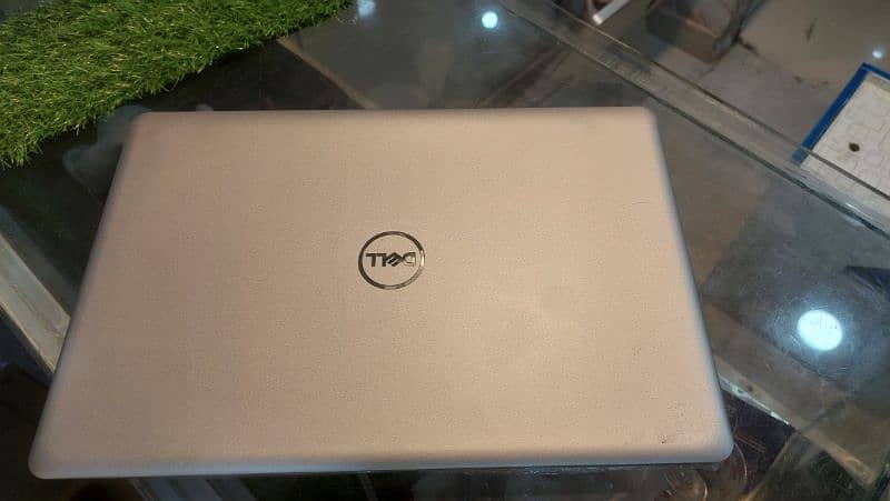 Dell Inspiron 15 ( 5584] 1