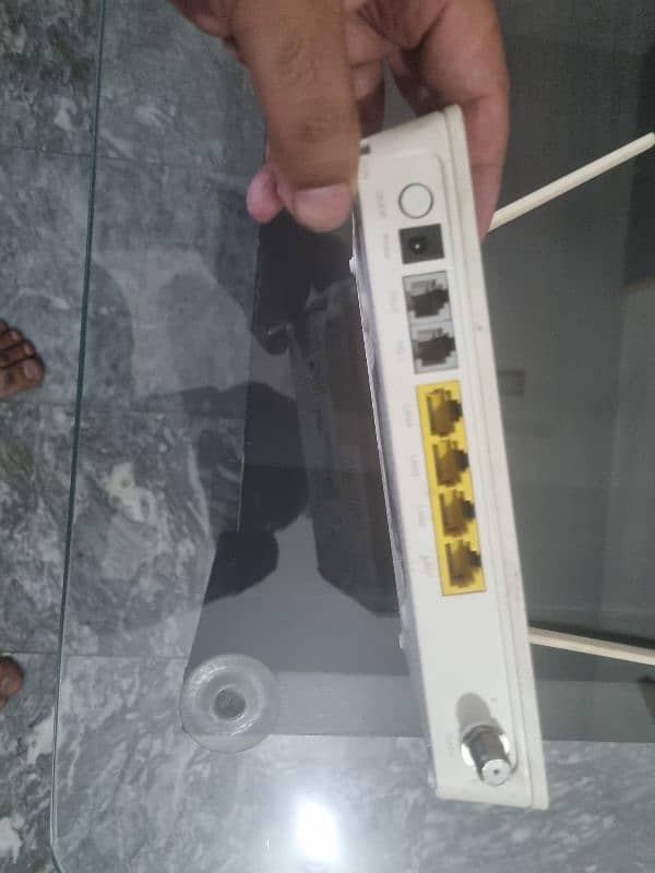 Huawei Gpon fiber router with cat V option 0