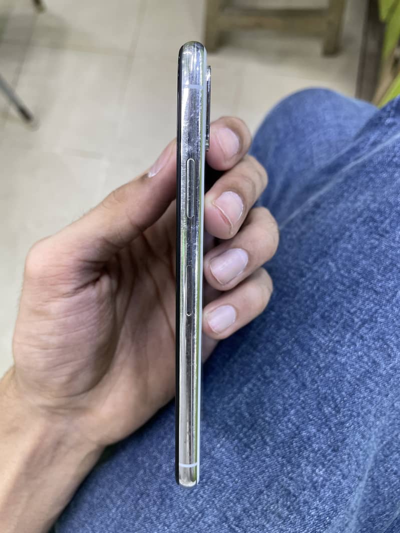 iPhone X 1
