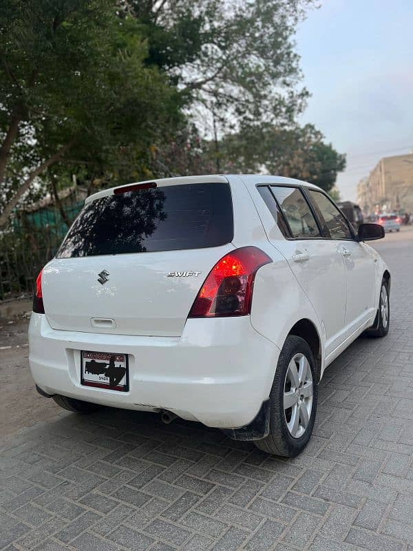 Suzuki Swift 2010 5