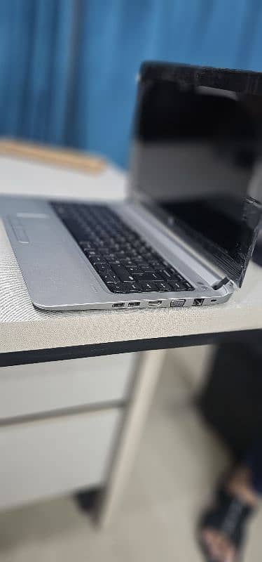 HP 430G-3 core i5 6th generation 2