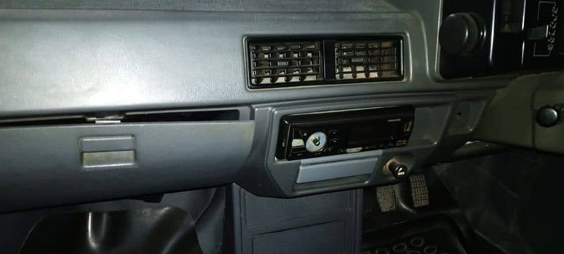 Suzuki Mehran VXR 2015 8