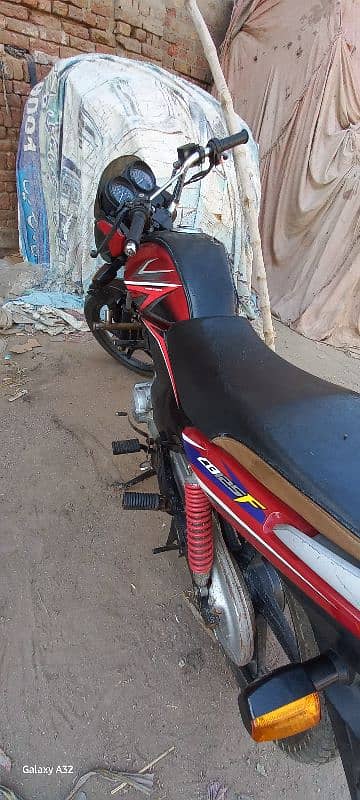red colour salf start good condation 2