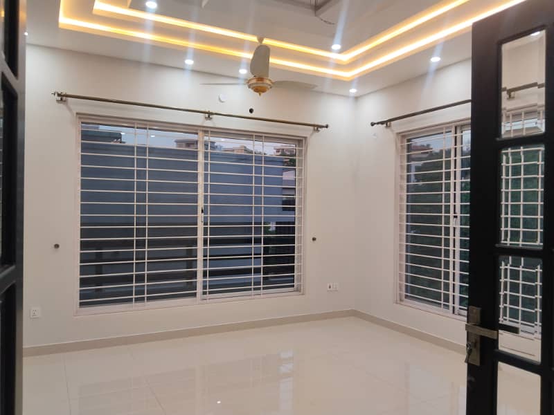 1 Kanal Brand New Upper Portion Available For Rent in DHA 1, Islamabad 16
