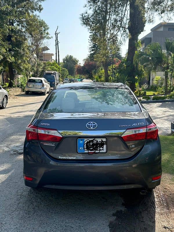 Toyota Corolla GLI 2017 1