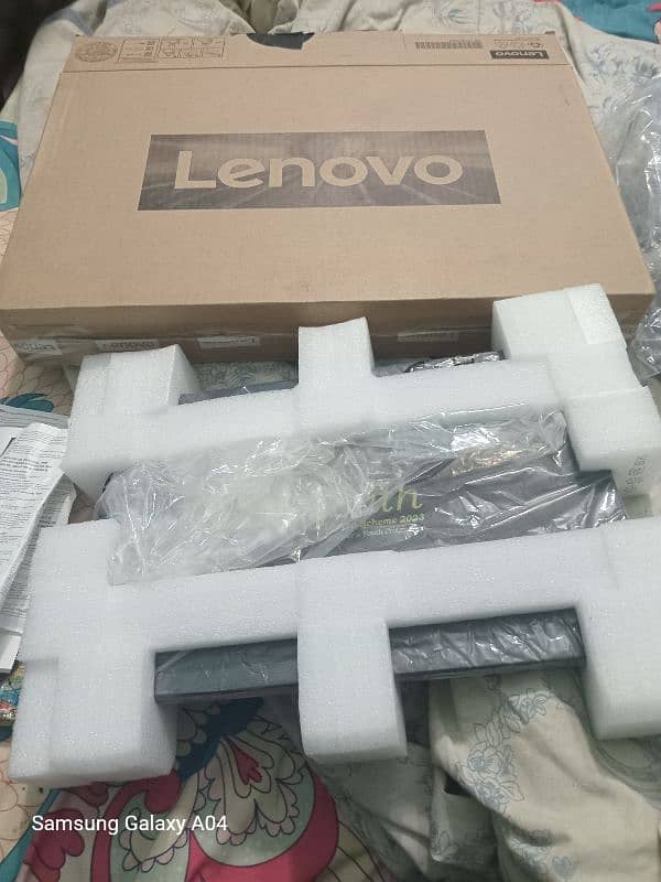 Lenovo v14 g3 Brand new 12 Generation Core i5 256ssd/8ram 3