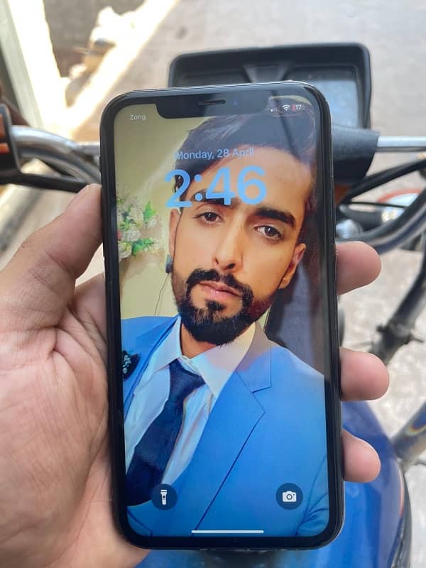 iphone xr wtaer pack 0