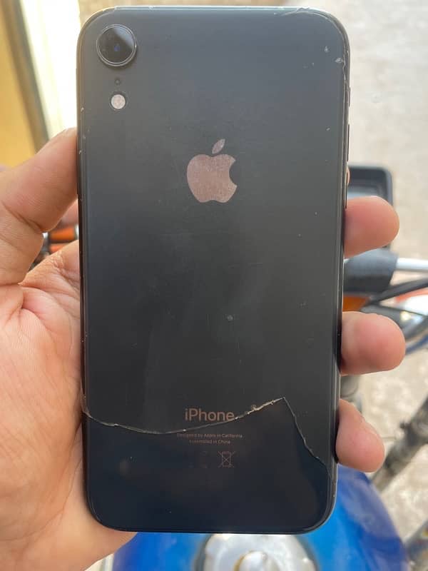 iphone xr wtaer pack 1