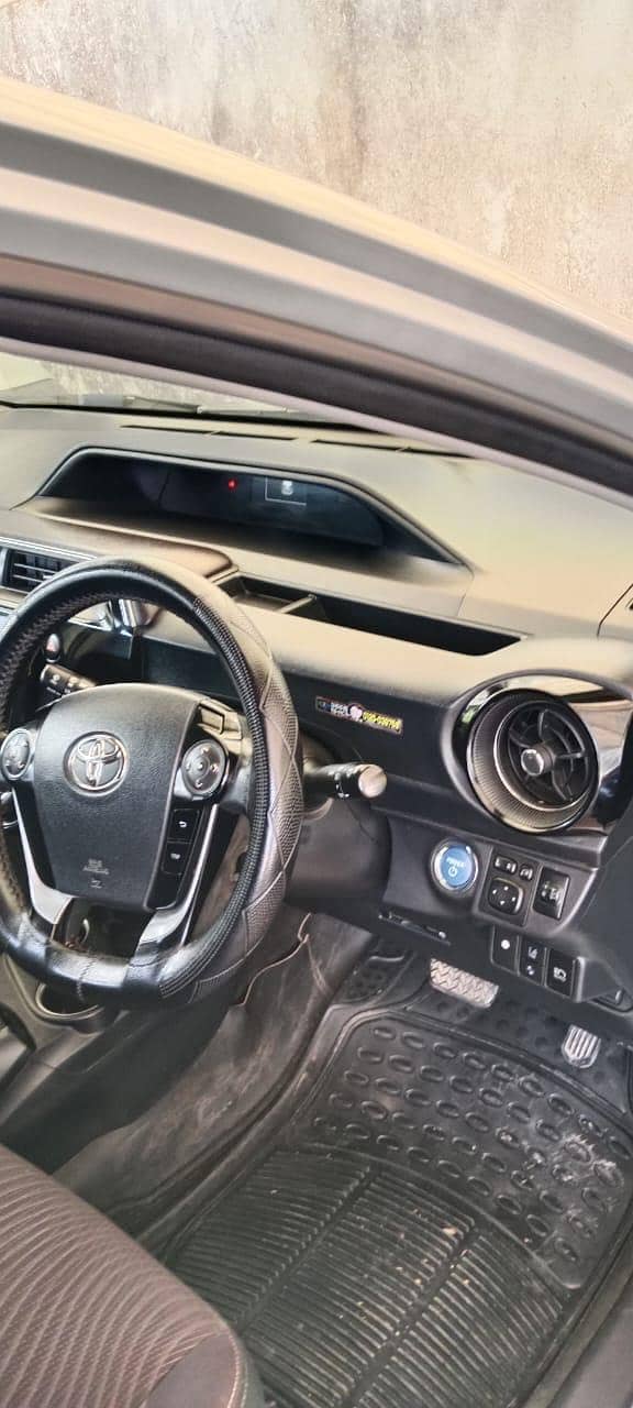 Toyota Aqua G 2018 5