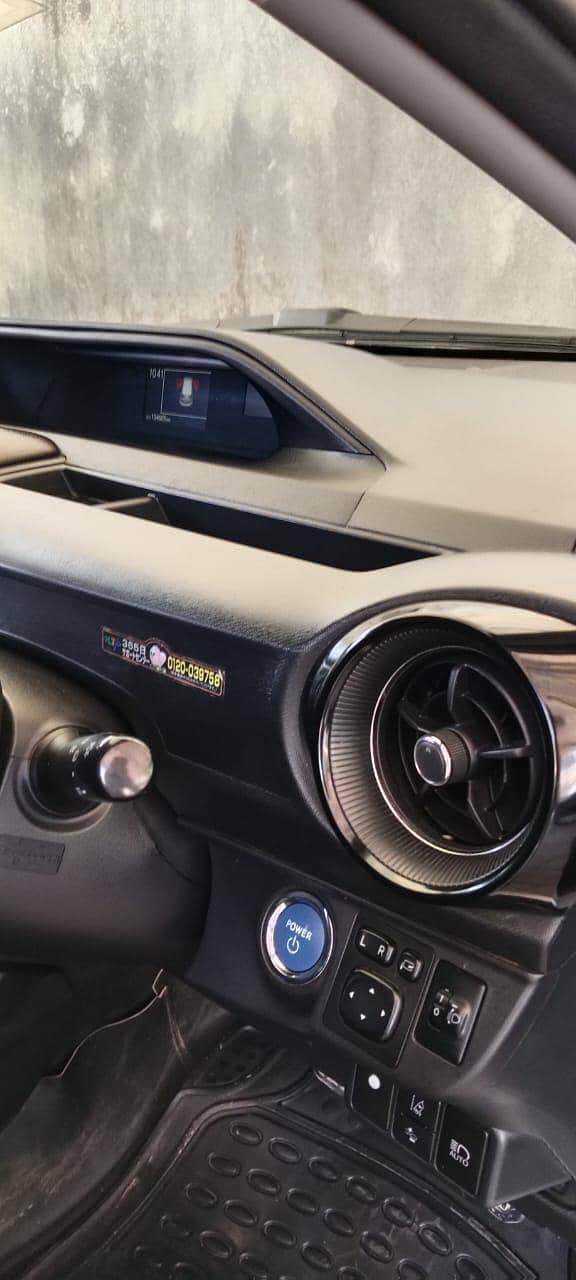 Toyota Aqua G 2018 7