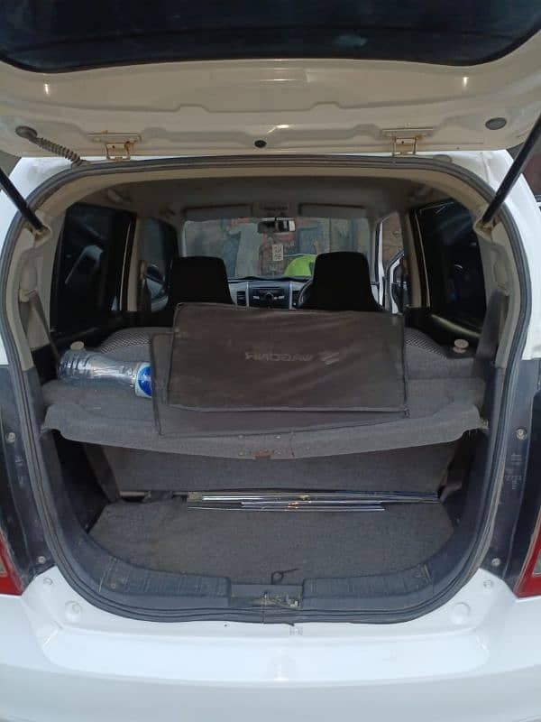 Suzuki Wagon R 2018 15