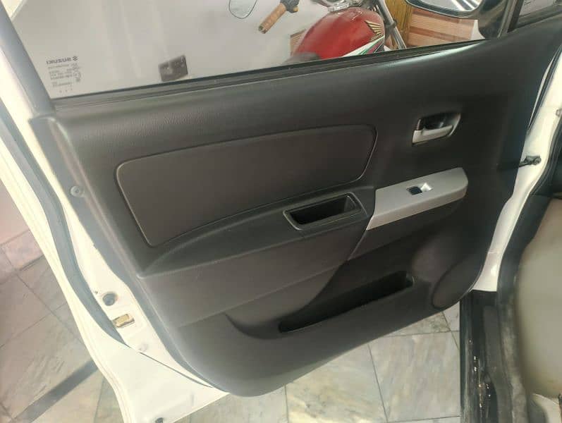 Suzuki Wagon R 2021 9