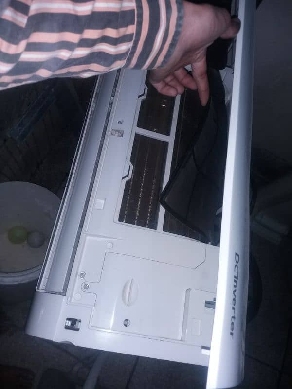 Ac Haier Dc inverter 1.5ton 3