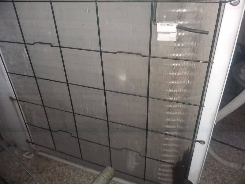 Ac Haier Dc inverter 1.5ton 4