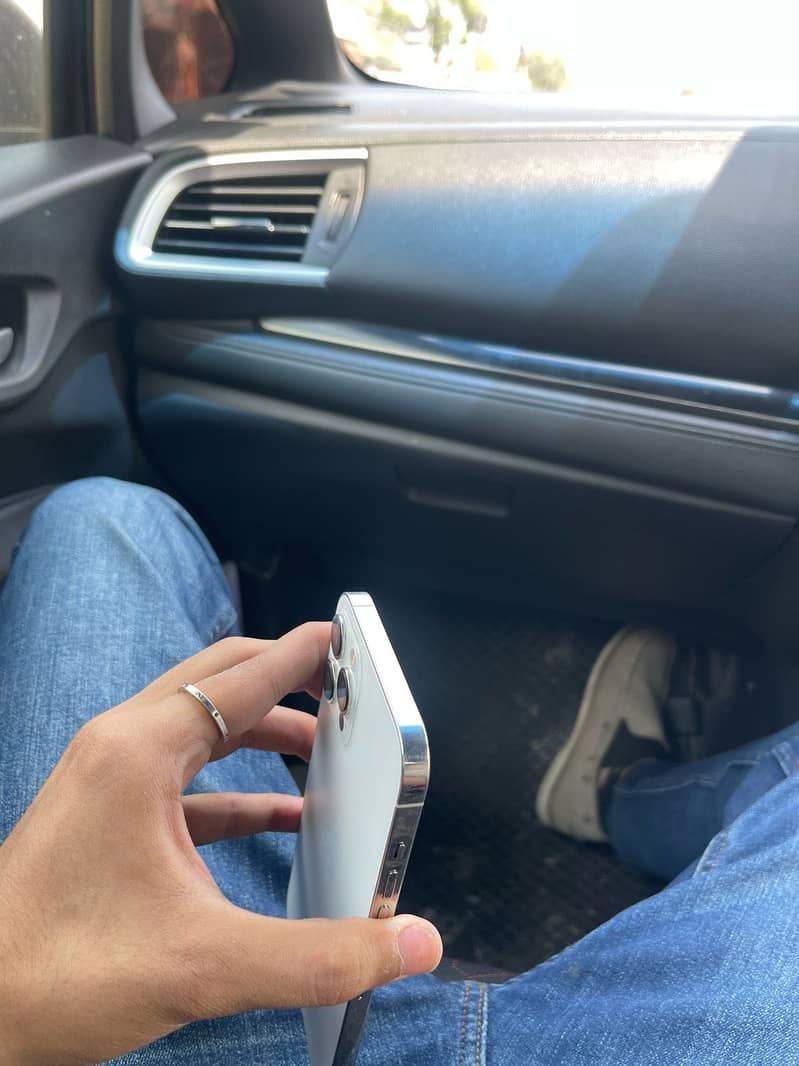 iphone 12 pro max Pta approved 5