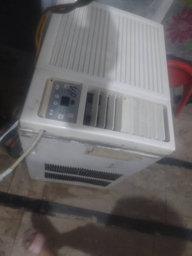 Urgent sell 10/10 condition 03270340002 3