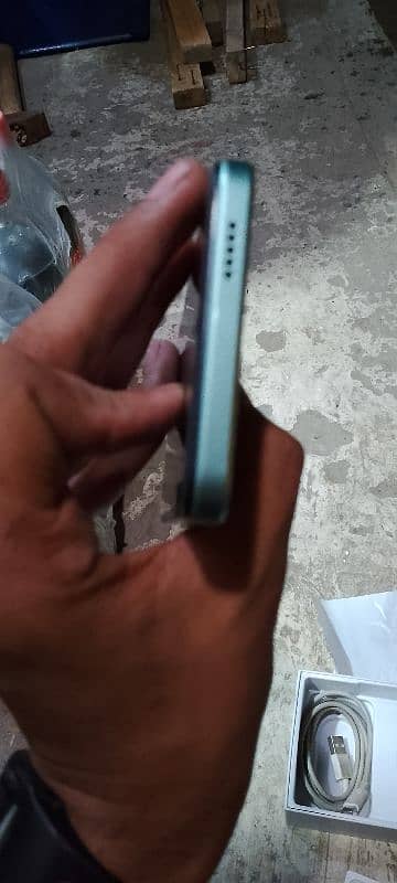 4 GB 64 Ram 4
