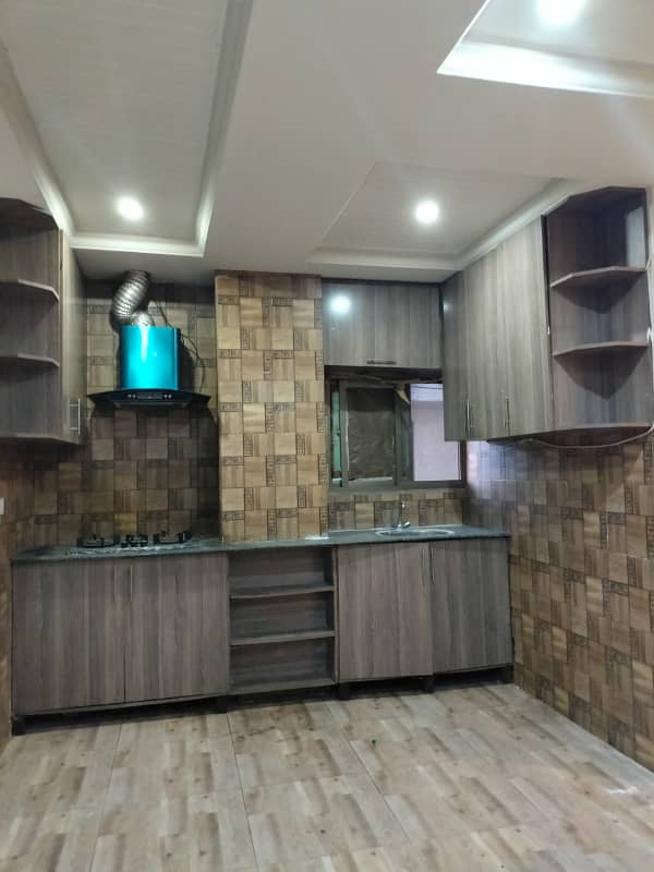 3 Bedroom Unfurnished Apartment Available For Rent in E11 7