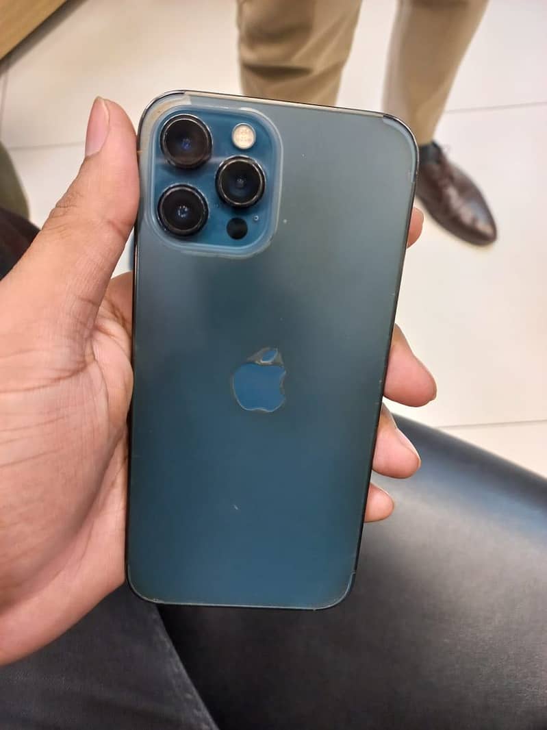 IPhone 12 Pro Max 3