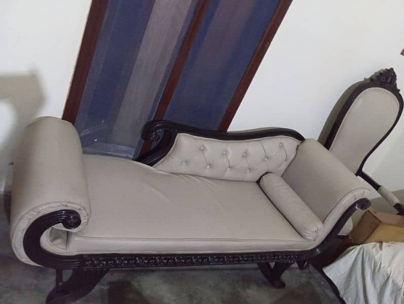 2 chairs new design with perfect diwaan sofa 2