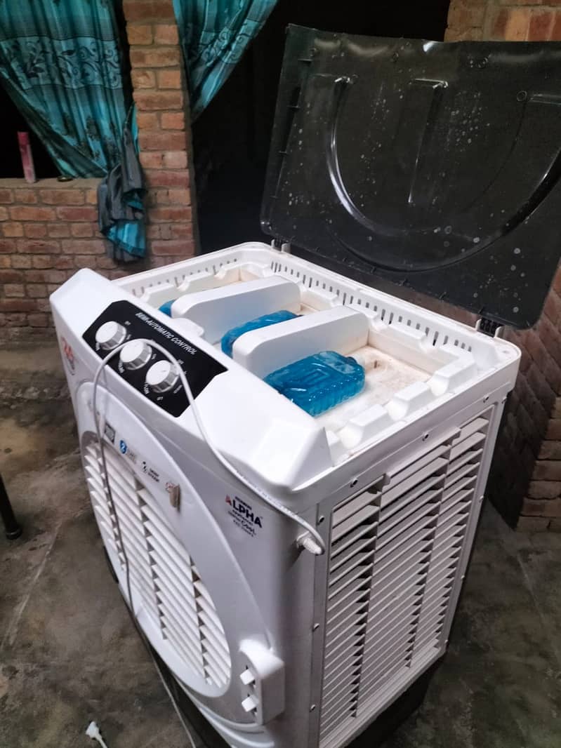 Almost New Alpha Air Cooler|100L Tank|1 Year Warranty|Only 1 Month use 3