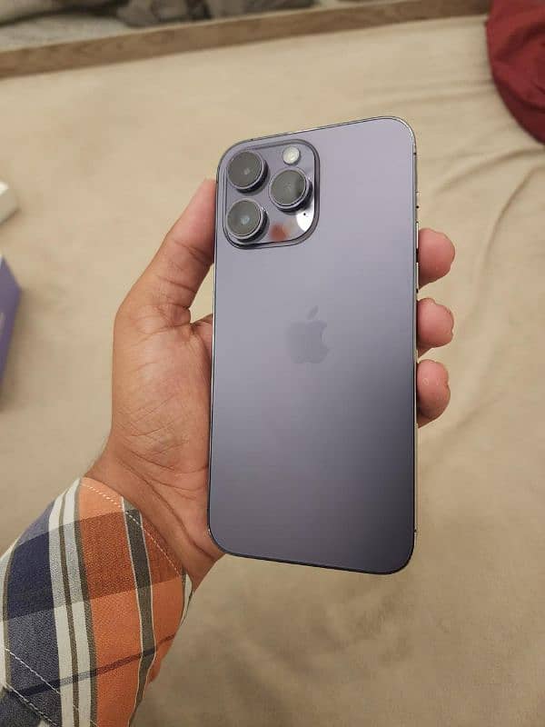 IPhone 14 Pro Max 1