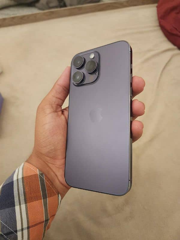 IPhone 14 Pro Max 2