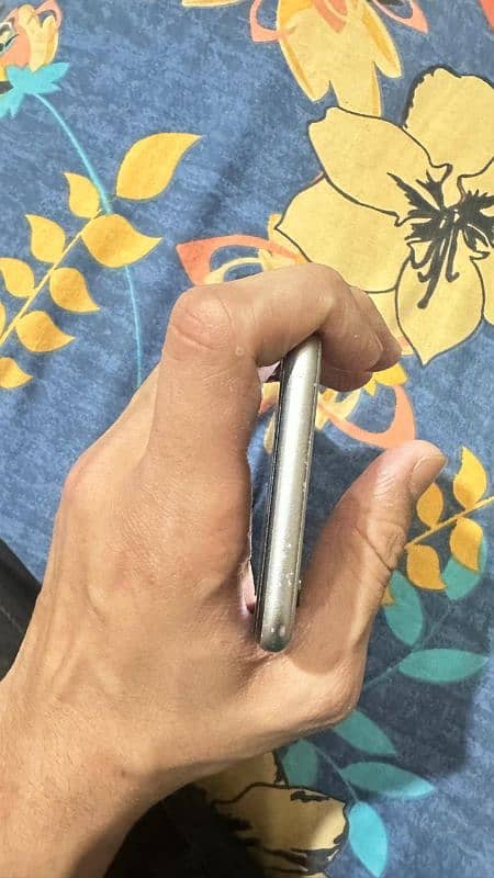 iphone 6s 16gb pta approved urgent sale 3