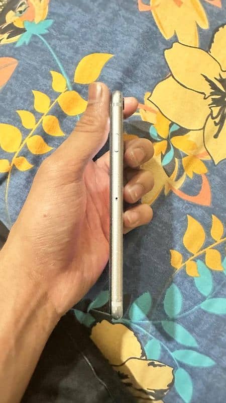 iphone 6s 16gb pta approved urgent sale 5