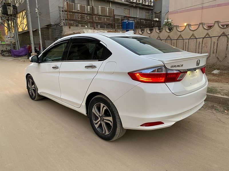 Honda Grace EX Hybrid Top Variant 2015-19 (Honda City 2024 Shape) 3