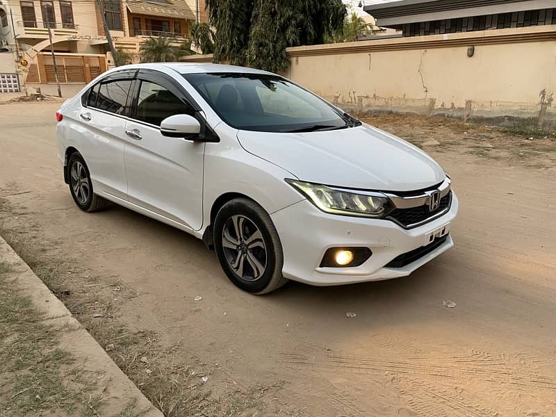 Honda Grace EX Hybrid Top Variant 2015-19 (Honda City 2024 Shape) 13