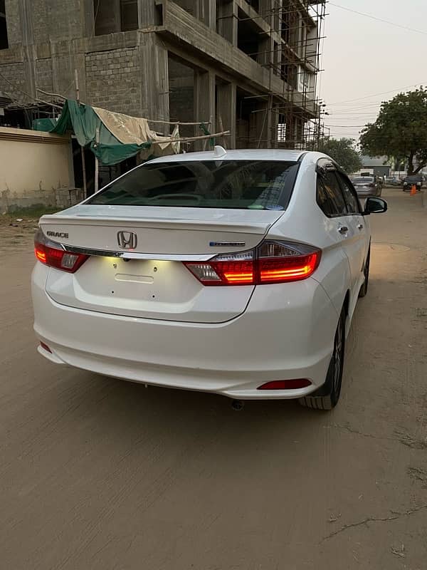 Honda Grace EX Hybrid Top Variant 2015-19 (Honda City 2024 Shape) 14