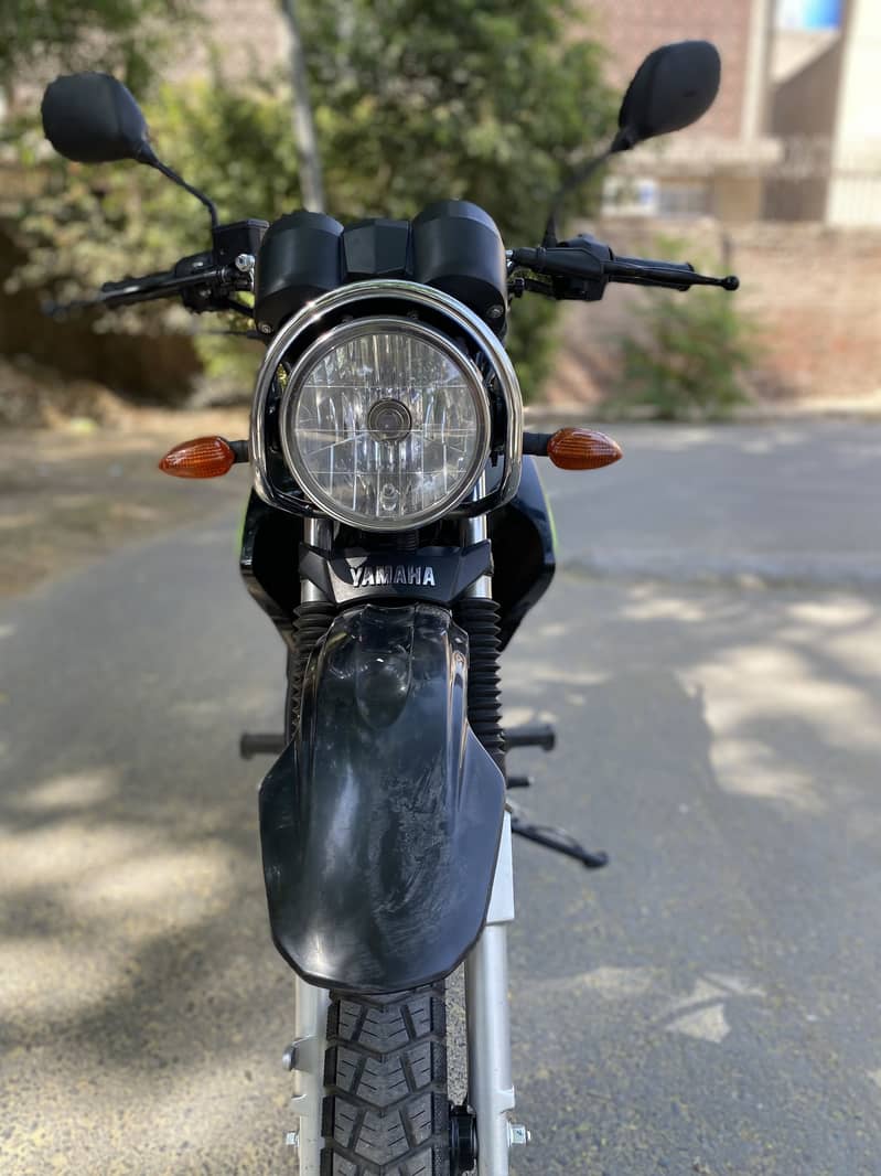 Yamaha 1