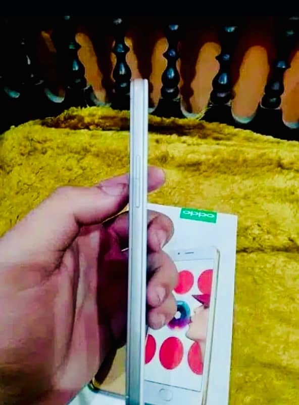 Oppo A57 6/128 3