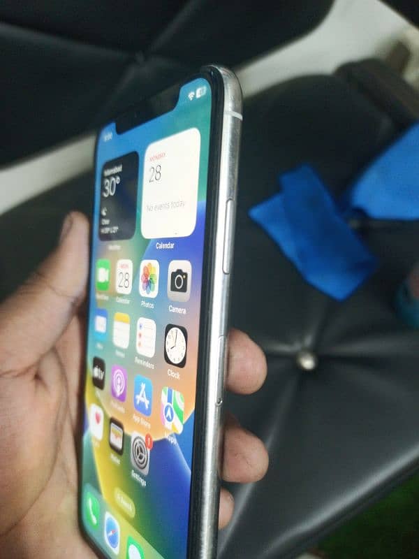 I phone x 1