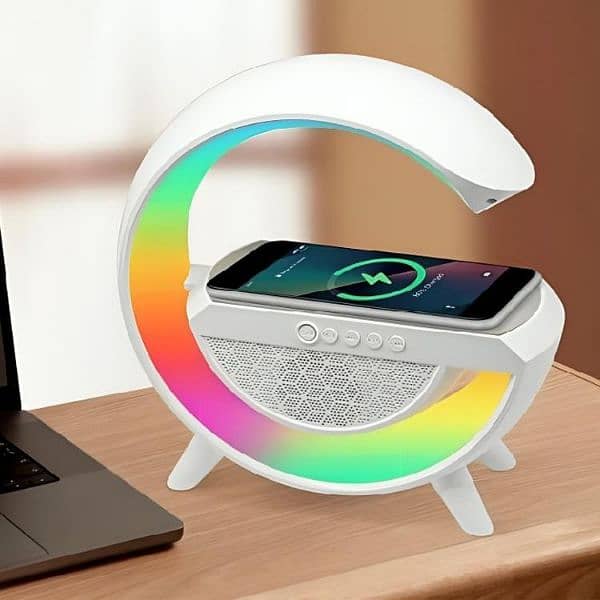 Sleek and Stylish Touch Lamp Wireless Speaker 1