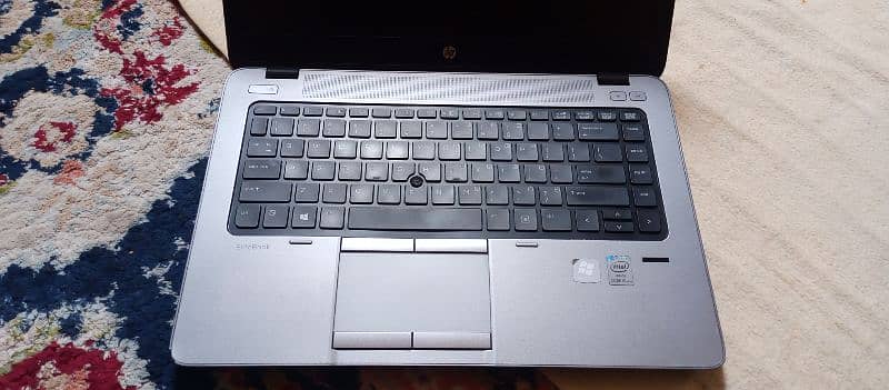 HP laptop for sale 4or ganeretion 8 gb ram 128 gb SSD 6