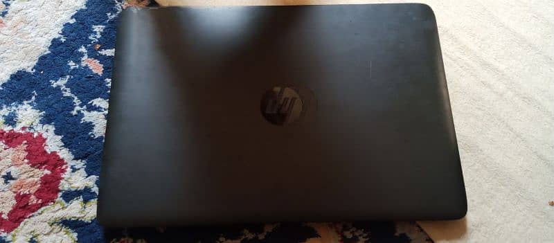 HP laptop for sale 4or ganeretion 8 gb ram 128 gb SSD 9