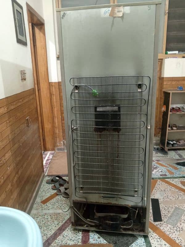 compressor gas ka masla ha is Waga sa Kam nahi krta or condition 6/10 1
