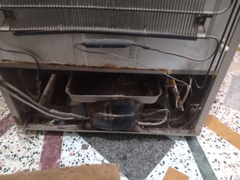 compressor gas ka masla ha is Waga sa Kam nahi krta or condition 6/10 5