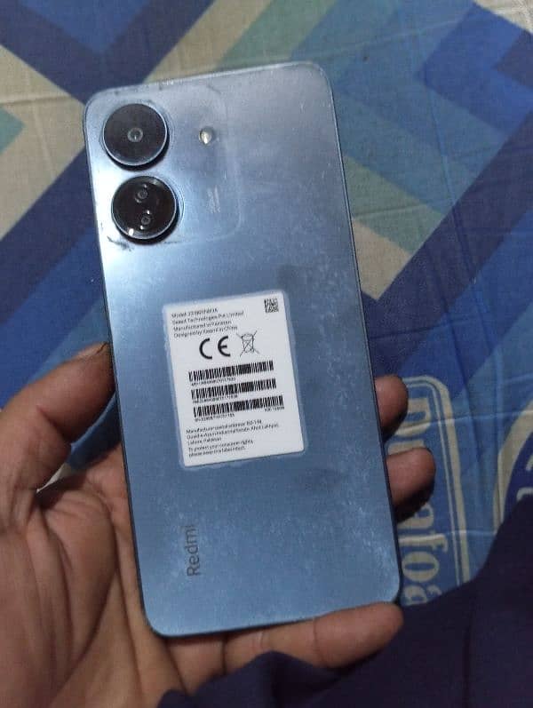 03008974390 daba charger complete box available  4/128 1